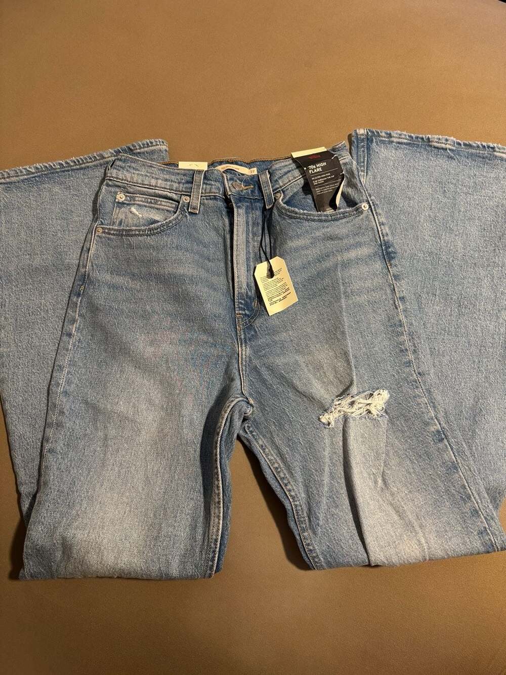 Levi's Women's 70s High Flare Jeans in Light Wash Distressed Blue